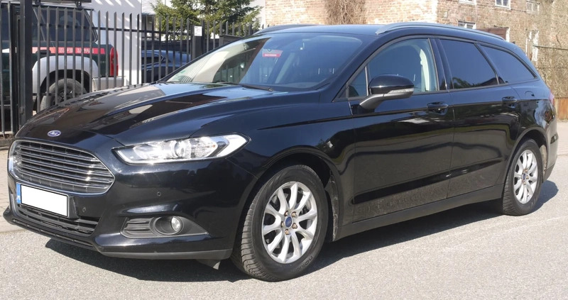 Ford Mondeo cena 49999 przebieg: 164000, rok produkcji 2016 z Piastów małe 407